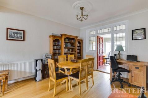 58 Lordsmead Rd, N17-18.jpg