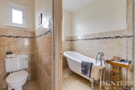 58 Lordsmead Rd, N17-09.jpg