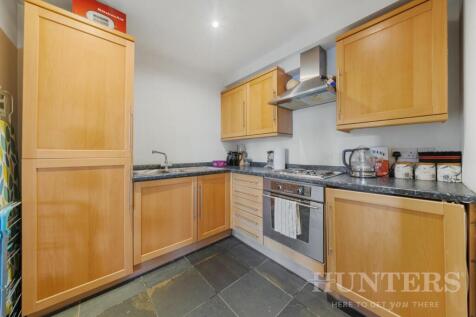 Flat 4, 1A Dorset Road N15 5AJ-8.jpg