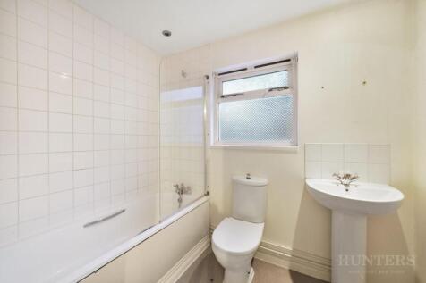 124, Lordship Lane London,  - Yy7FRWW9vKPunMLAXqO5