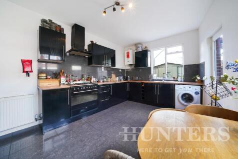 61 Fairbourne Road - EBQy36ptcajO2yrIhM1s.jpg