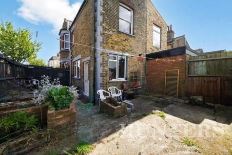 61 Fairbourne Road - novtpiQl5WuMqP04PA75.jpg