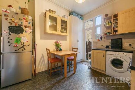 37A Fairbourne Road N17 6TP-4.jpg