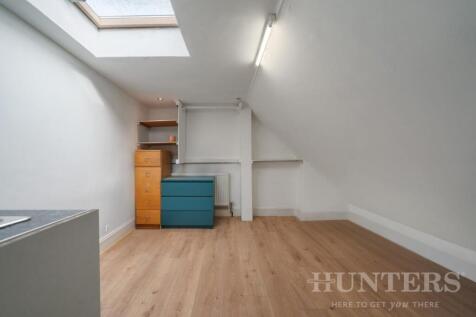 Studio 7, 104 Uxbridge Road W12 8LR-7.jpg