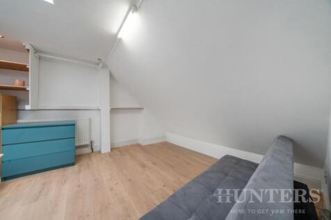 Studio 7, 104 Uxbridge Road W12 8LR-10.jpg