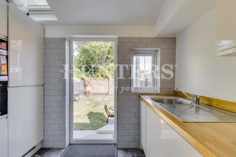 167 Tower Gardens Rd, N17-07.jpg