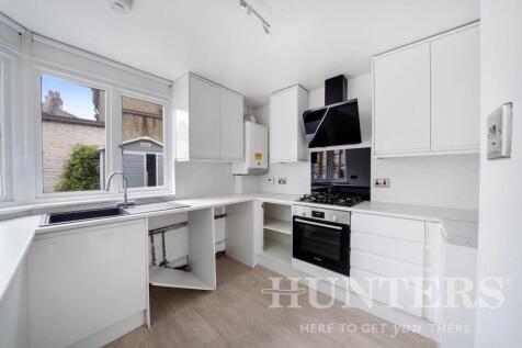 99 Peabody Cottages, Lordship Lane - qdAOYG9jgMYrL