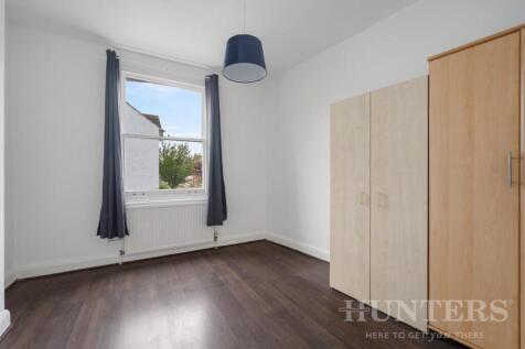 61 Fairbourne Road N17 6TP-11.jpg
