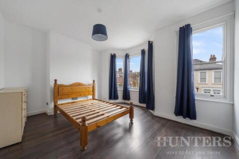 61 Fairbourne Road N17 6TP-7.jpg