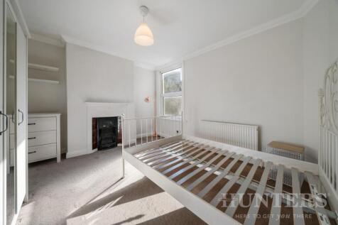 47B Antill Road N15 4AR-8.jpg