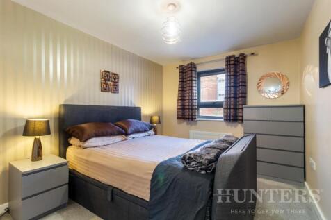 Flat 51, 143 Broad Lane N15 4QH-8.jpg