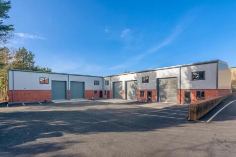 3123 Severn Court West-3.jpg