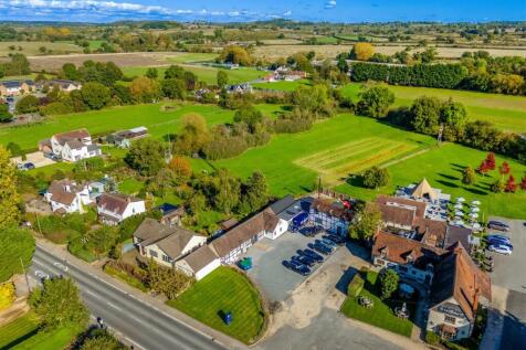 Moat House Barns-4.jpg