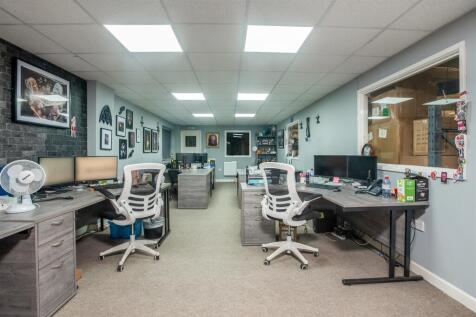 Unit, 1 Meir Road 1979-19.jpg