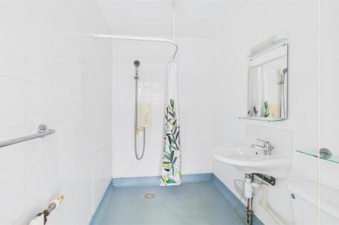 CAM05136G0-PR0096-STILL008.jpg