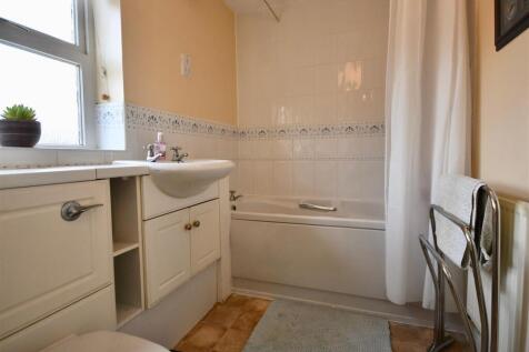 En Suite Bathroom