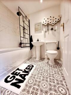 Family bathroom