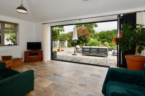 Bifolds