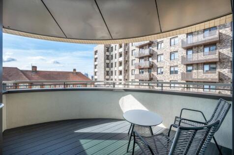 Property Image 4