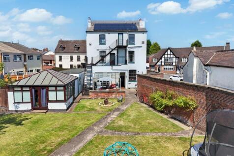 Property Image 32