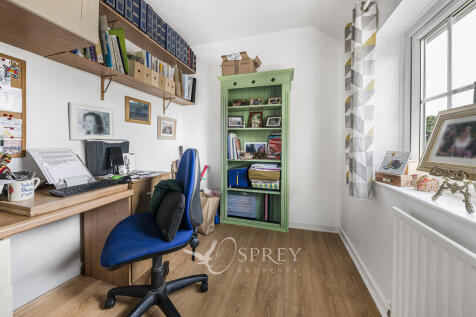 Bedroom/Office
