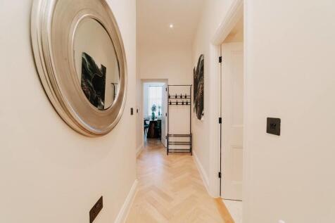 29fbc5f3-24e7-4c2...