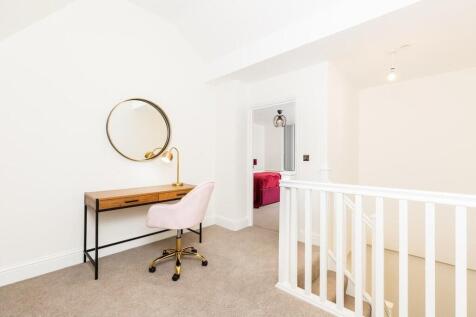 62abaf88-7016-4c4...