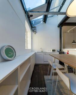 kitchen 2.jpg
