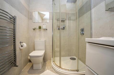 102 Oakley road_-13.jpg