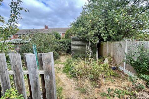 Rear Garden (2)