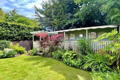 Summer House 