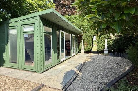 Garden Office