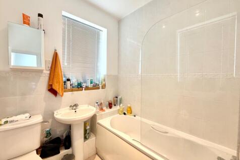 En-Suite 1