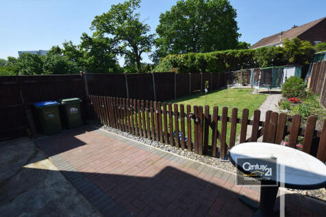 BACK GARDEN | PIC 1