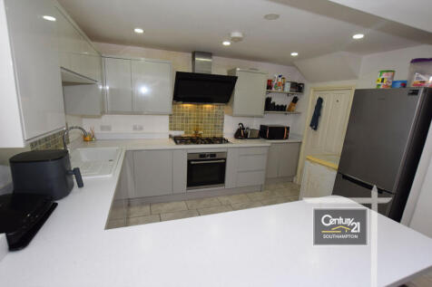 KITCHEN | PIC 2
