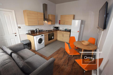 KITCHEN &amp; LOUNGE | PIC 1