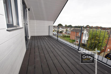 BALCONY | PICTURE 2