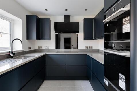 Kitchen Breakfast Family Room