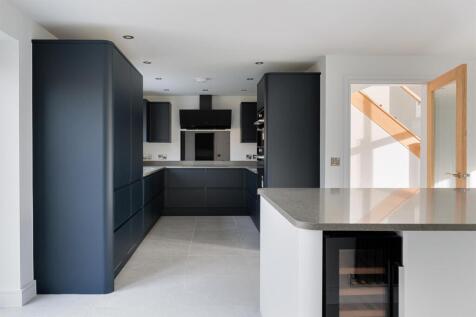 Kitchen Breakfast Family Room