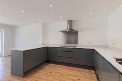 Kitchen Dining Area