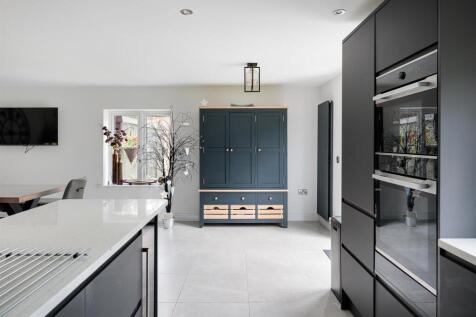 Kitchen/Diner/Family Room
