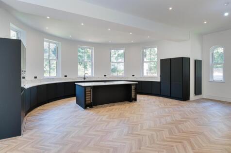 Kitchen Family Area