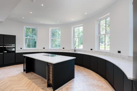 Kitchen Family Area