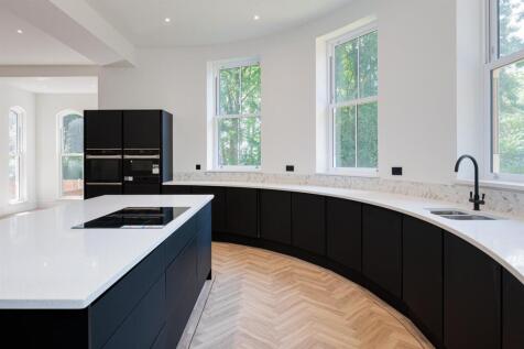 Kitchen Family Area