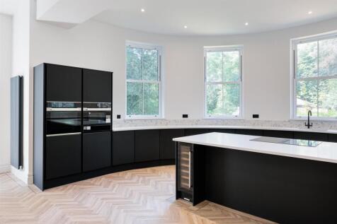 Kitchen Family Area