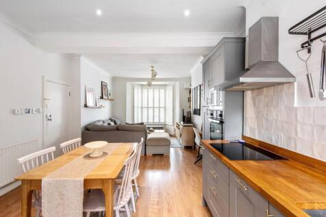 Dining area/ kitc...