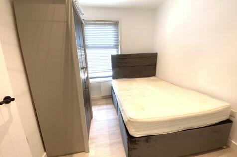 bedroom pic 1