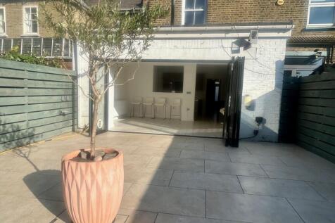 Bi-fold doors4