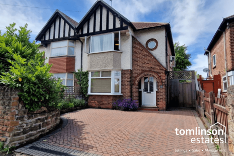 3 bedroom semi-detached house