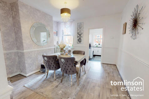 Charming 2-Bed End Terrace in Radford